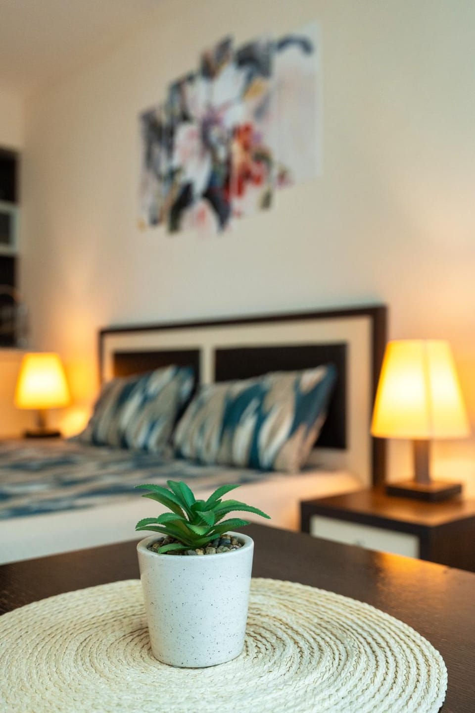 Bed, Coffee/tea facilities, Photo of the whole room, Swimming pool