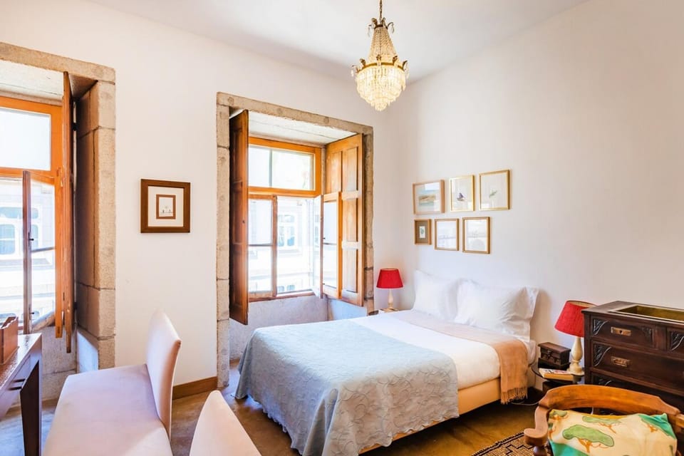 Rosarinho Cruz invites to her Atelier by the River Apartment in Porto