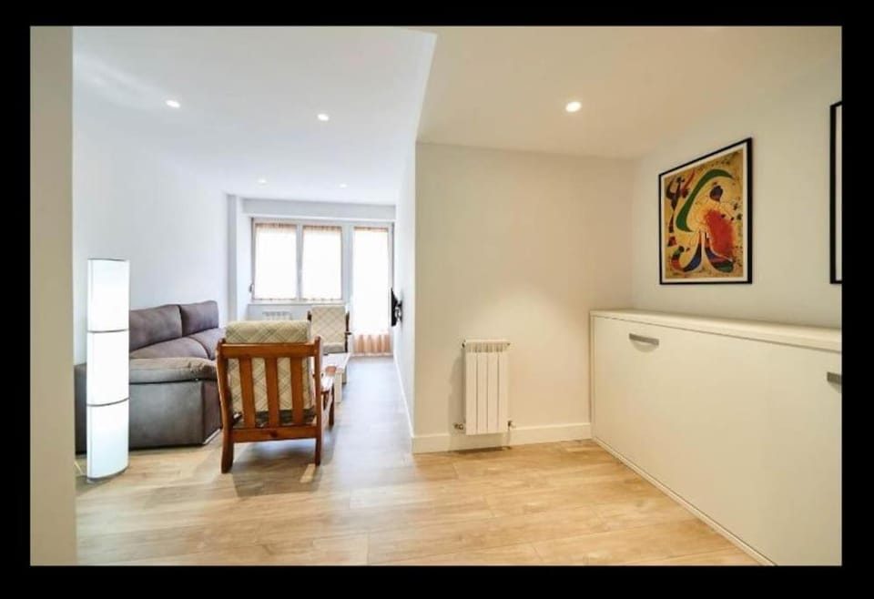 Acogedor y precioso apartamento + parking privado Apartment in San Sebastian