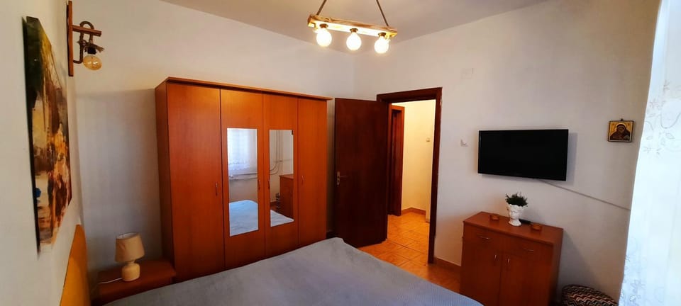 TV and multimedia, Bedroom