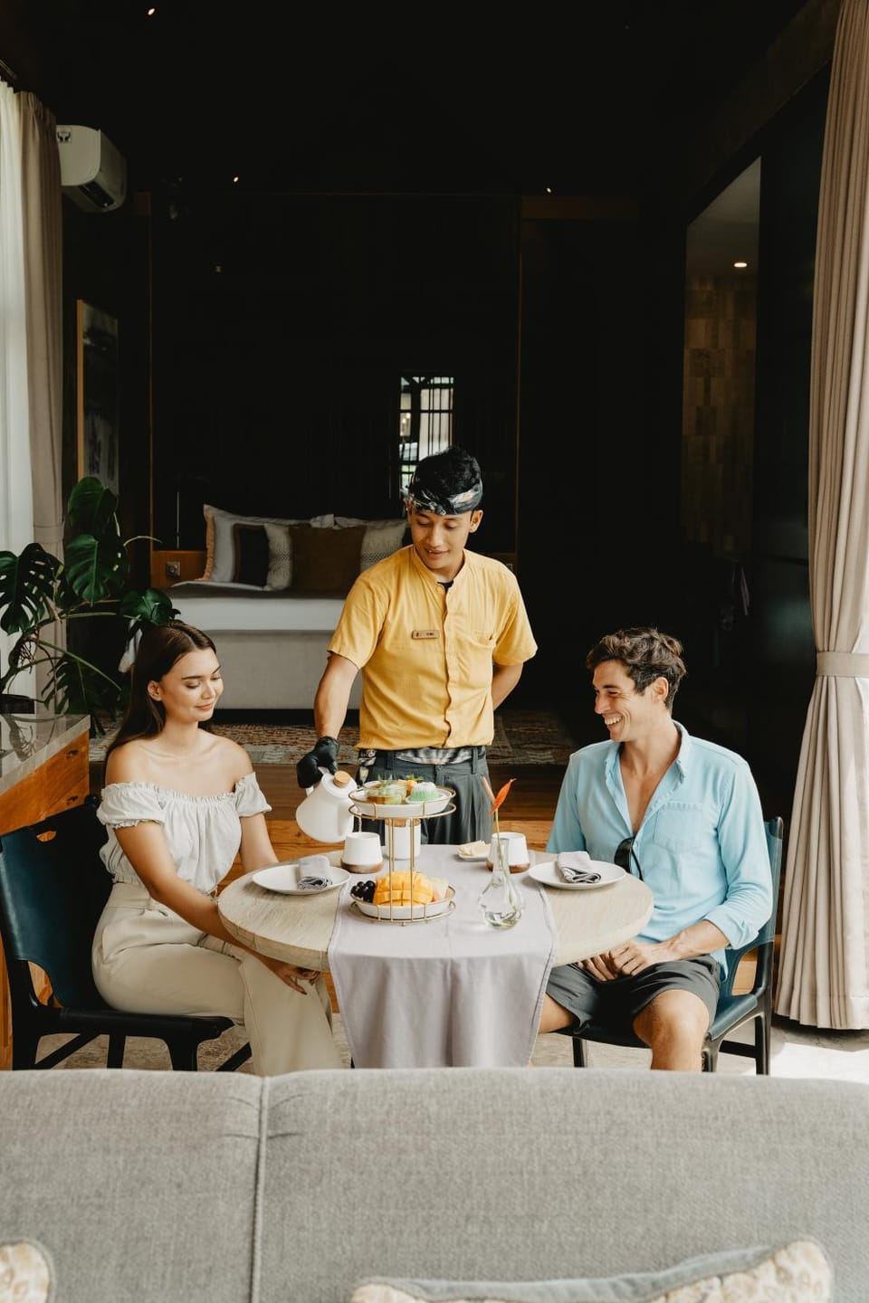 Staff, Food and drinks, Food