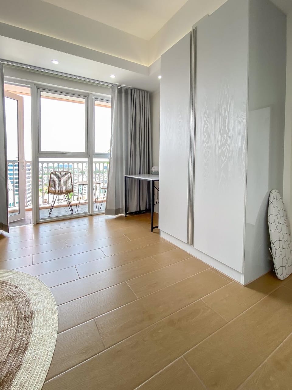 Balcony/Terrace, Photo of the whole room, Bedroom