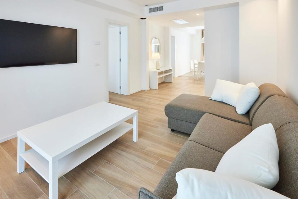 TV and multimedia, Living room, Seating area