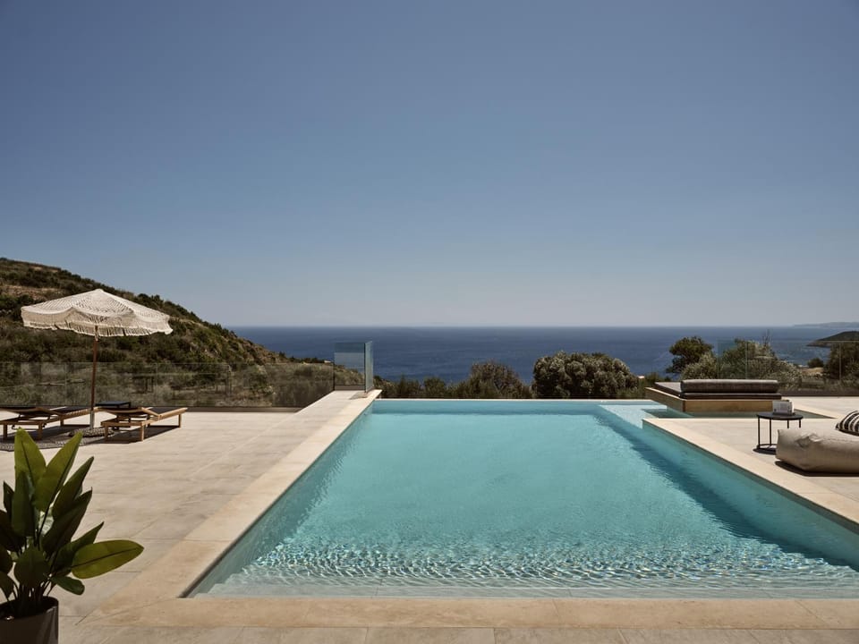 Day, Natural landscape, Sea view, Swimming pool, sunbed