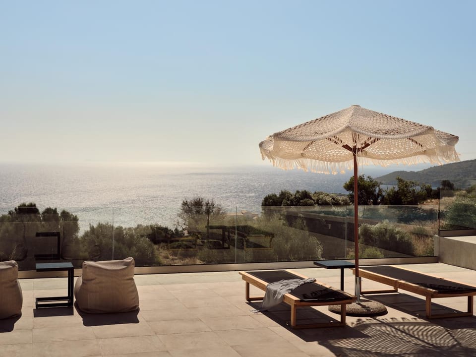 Day, Natural landscape, View (from property/room), Balcony/Terrace, Seating area, Sea view, sunbed