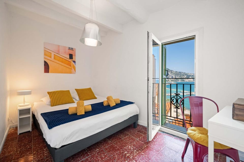 Villa Capodanna, au coeur de la vieille ville, maison de village avec magnifique vue sur la mer House in Menton