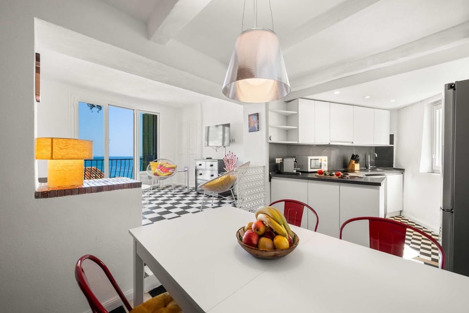 Villa Capodanna, au coeur de la vieille ville, maison de village avec magnifique vue sur la mer House in Menton