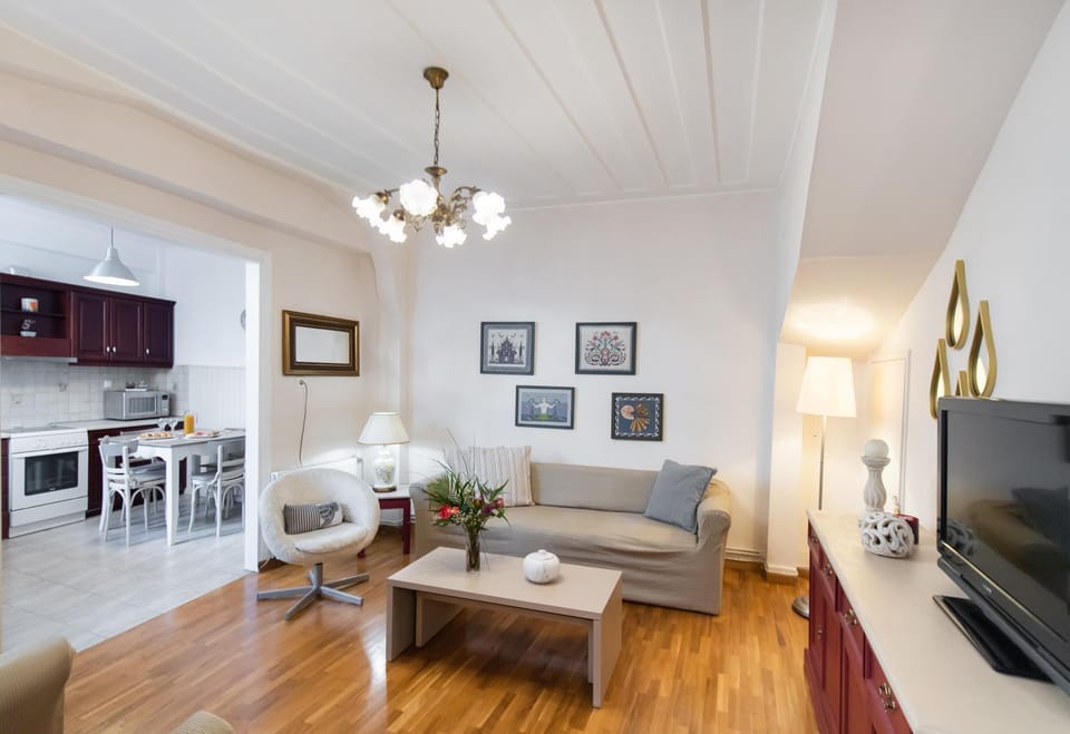 TV and multimedia, Living room, Dining area, kitchen