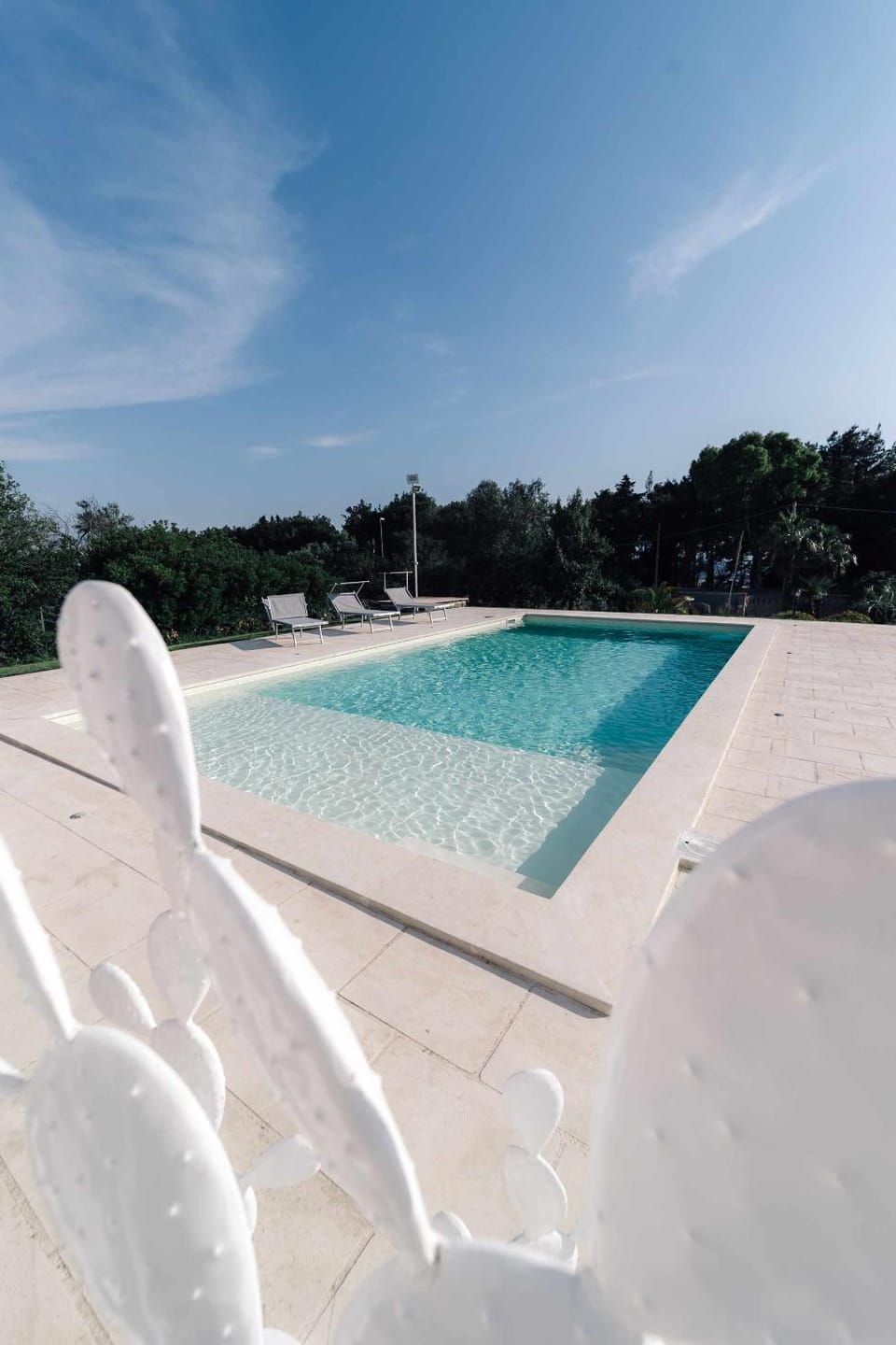 Pool view, Swimming pool, sunbed