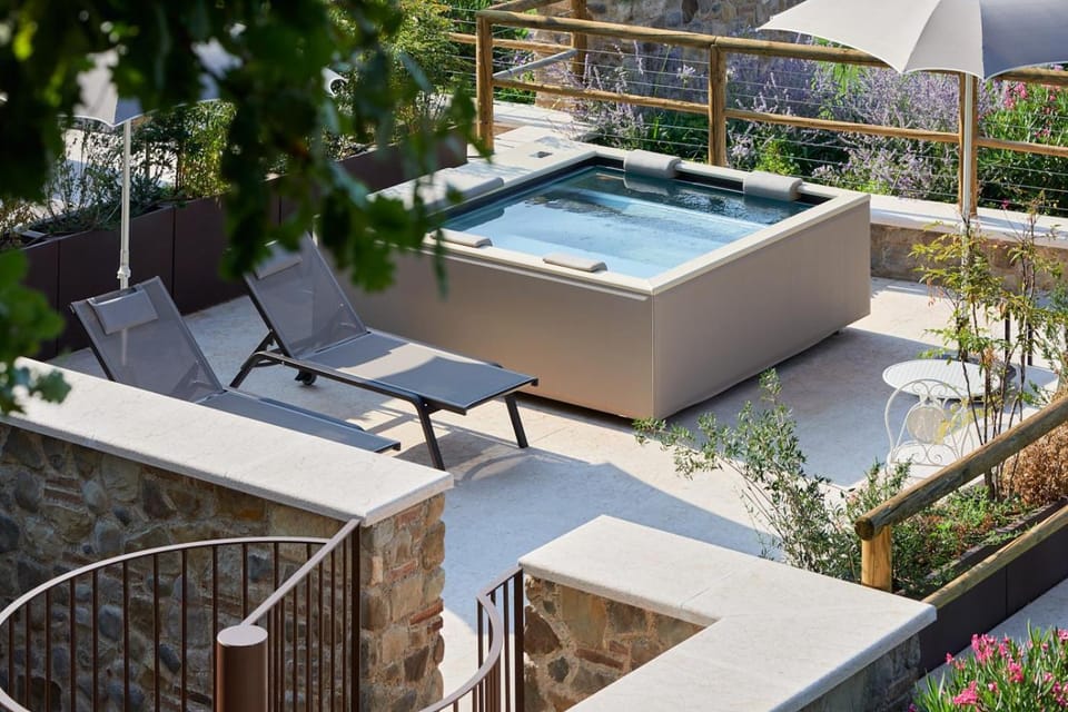 Hot Tub, Balcony/Terrace, sunbed