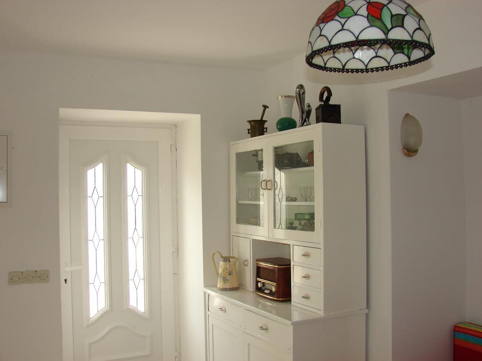 Kitchen or kitchenette, Decorative detail