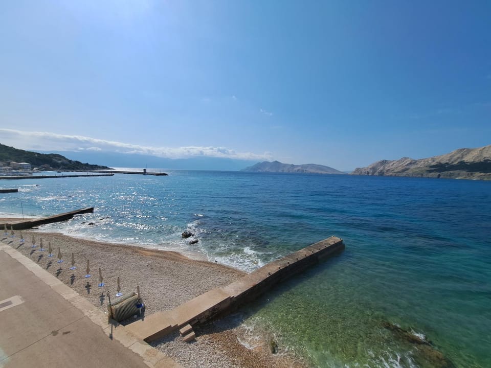 Day, Beach, Mountain view, Sea view