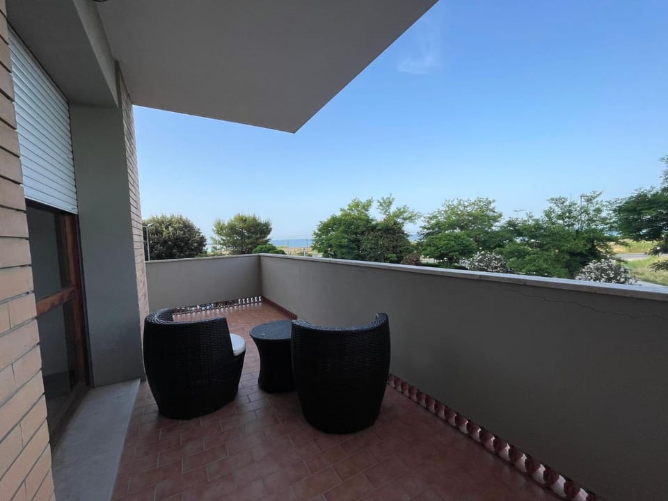 Casa a 100 m dal mare Apartment in Marche