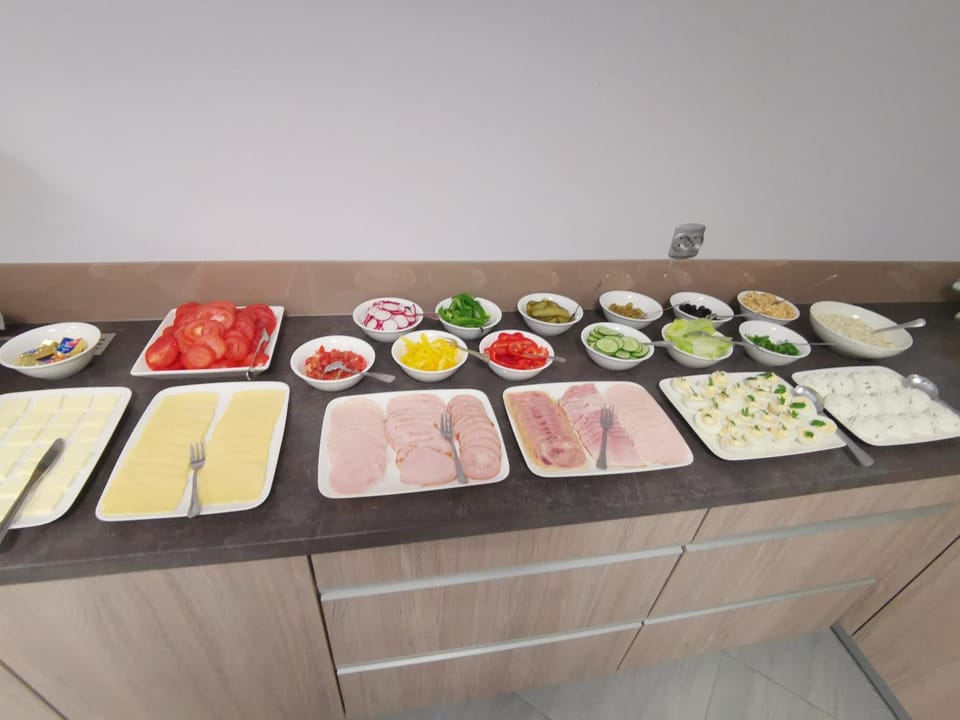 Food and drinks, Food, Buffet breakfast