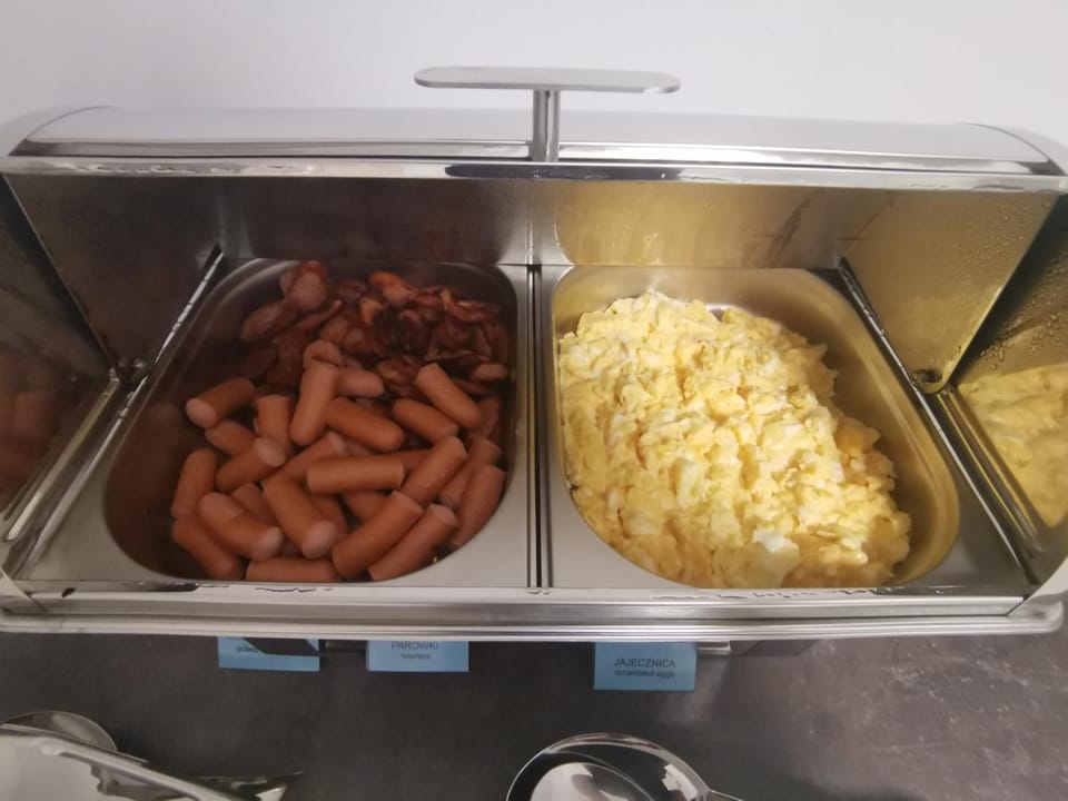 Food and drinks, Food, Breakfast, Continental breakfast, Buffet breakfast