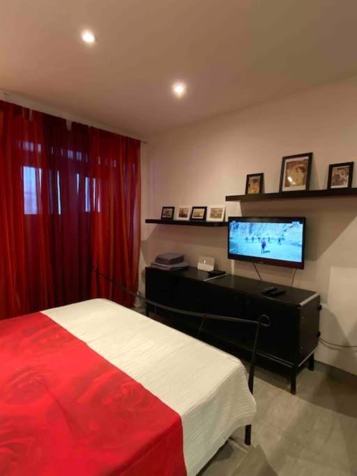 Cozy studio apartment in the heart of old town Rab Apartment in Lika-Senj County