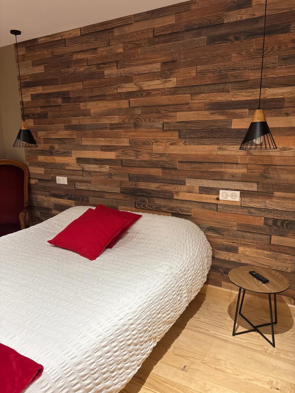 Hôtel Restaurant La Renaissance Hotel in Auvergne-Rhône-Alpes