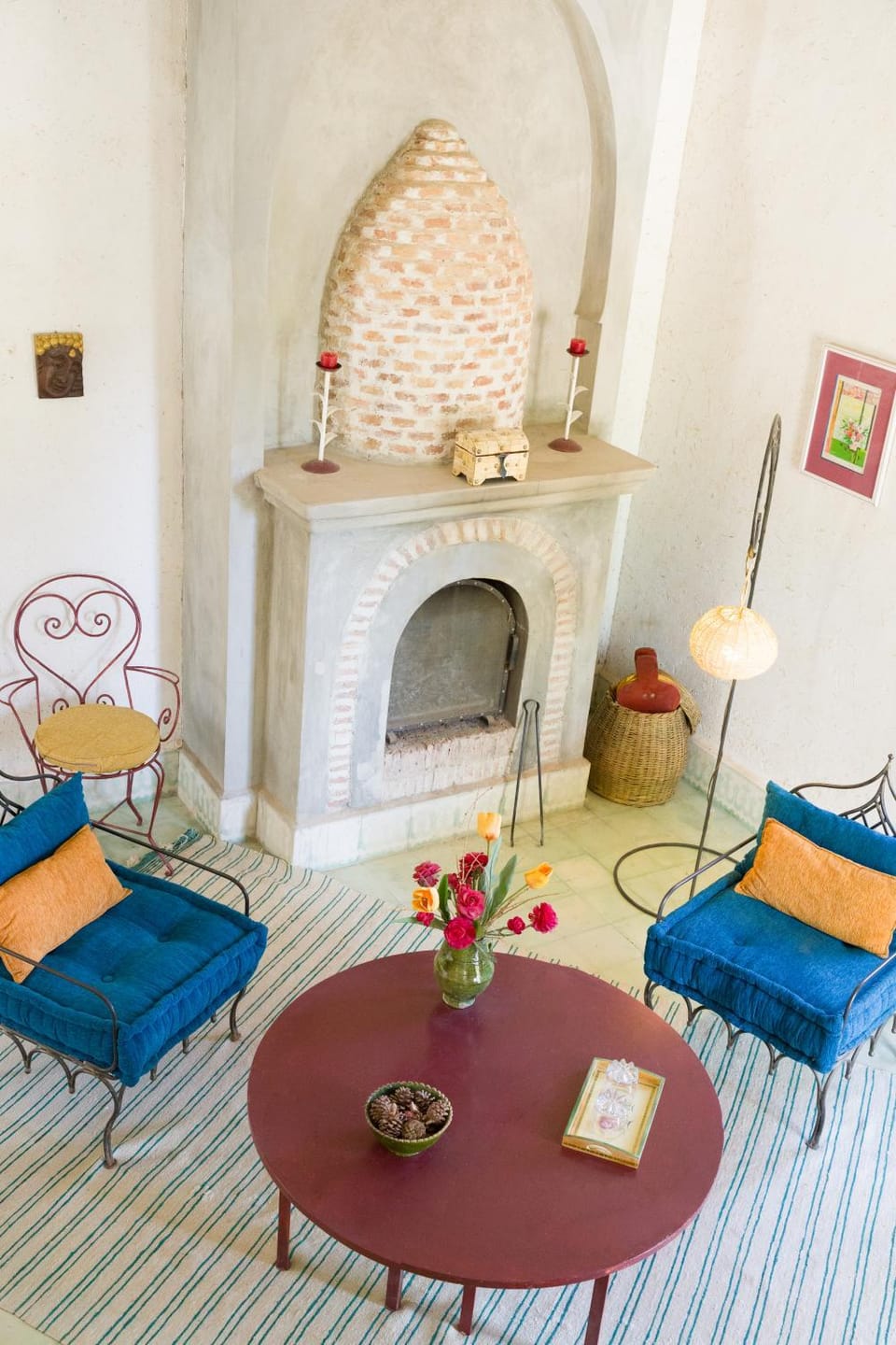 Living room, Seating area, Bedroom, fireplace, air conditioner