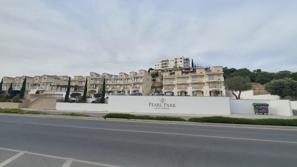 Apartment Pearl Park Residence Apartment in Yeroskipou