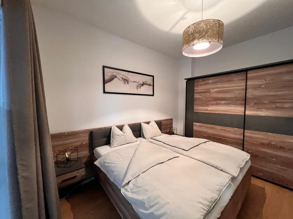 Bed, Bedroom, wardrobe