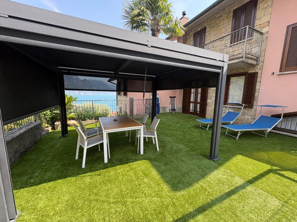 Patio, View (from property/room), Balcony/Terrace