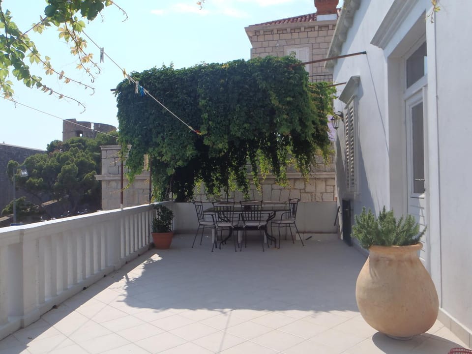 Patio, Sea view