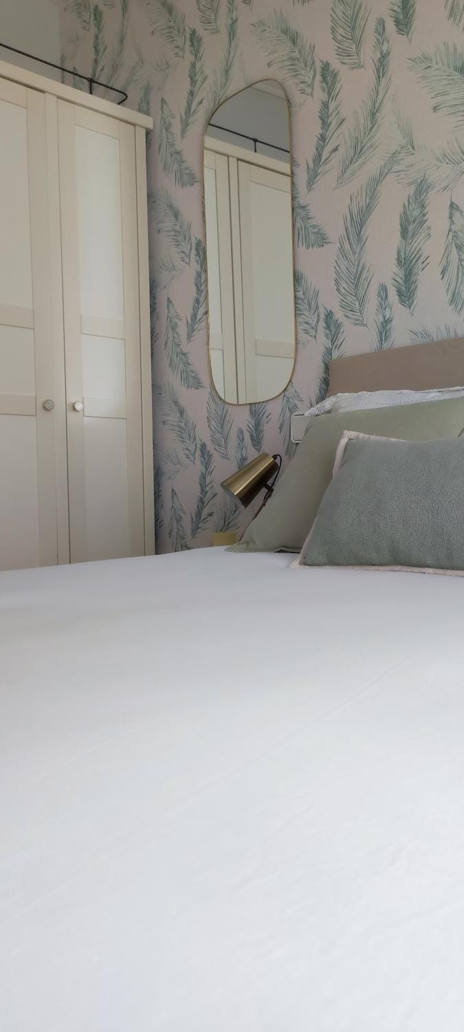 Bed, Photo of the whole room, Bedroom, wardrobe