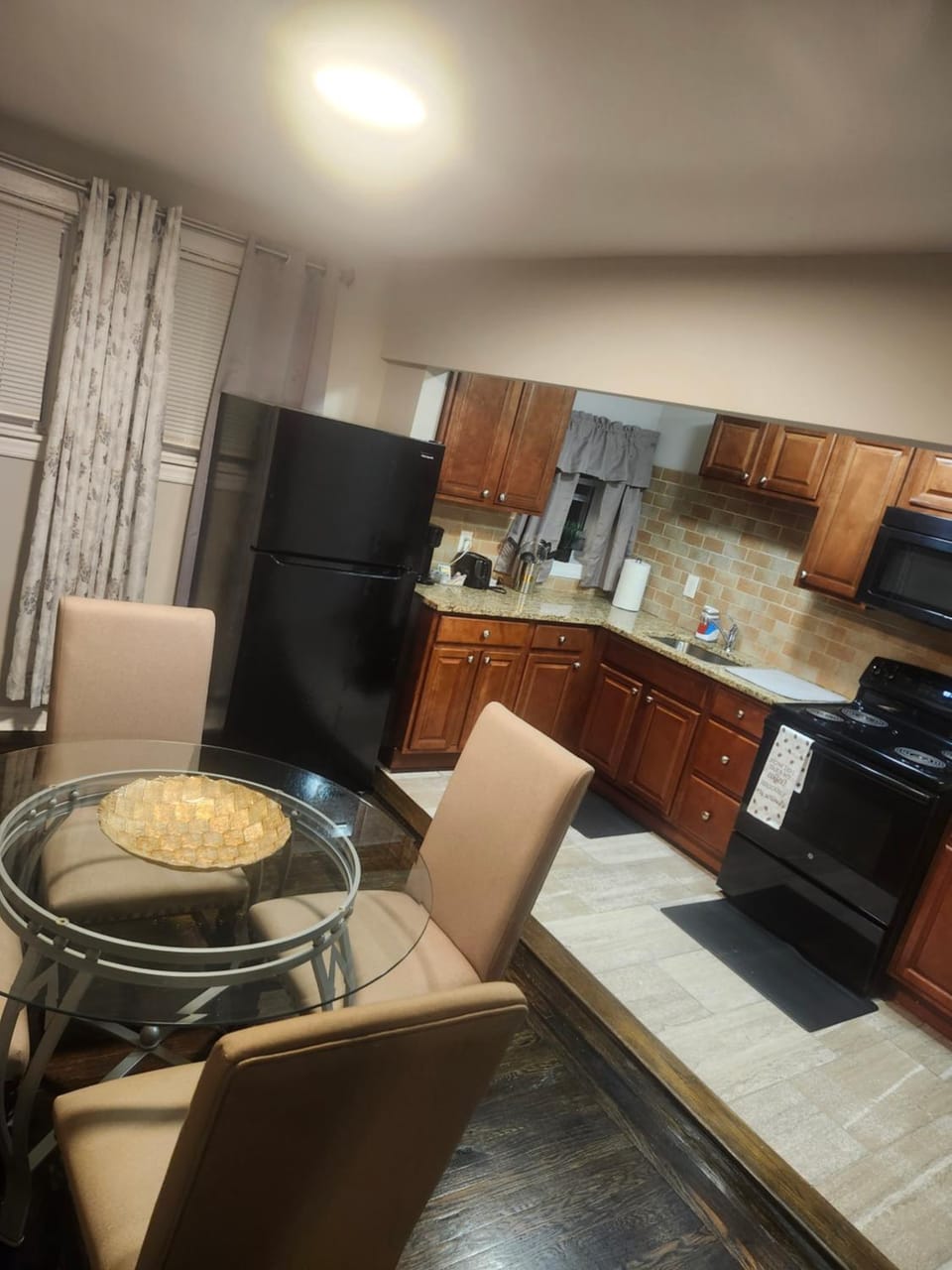 Comfy & Cozy Apartment in Upper Darby