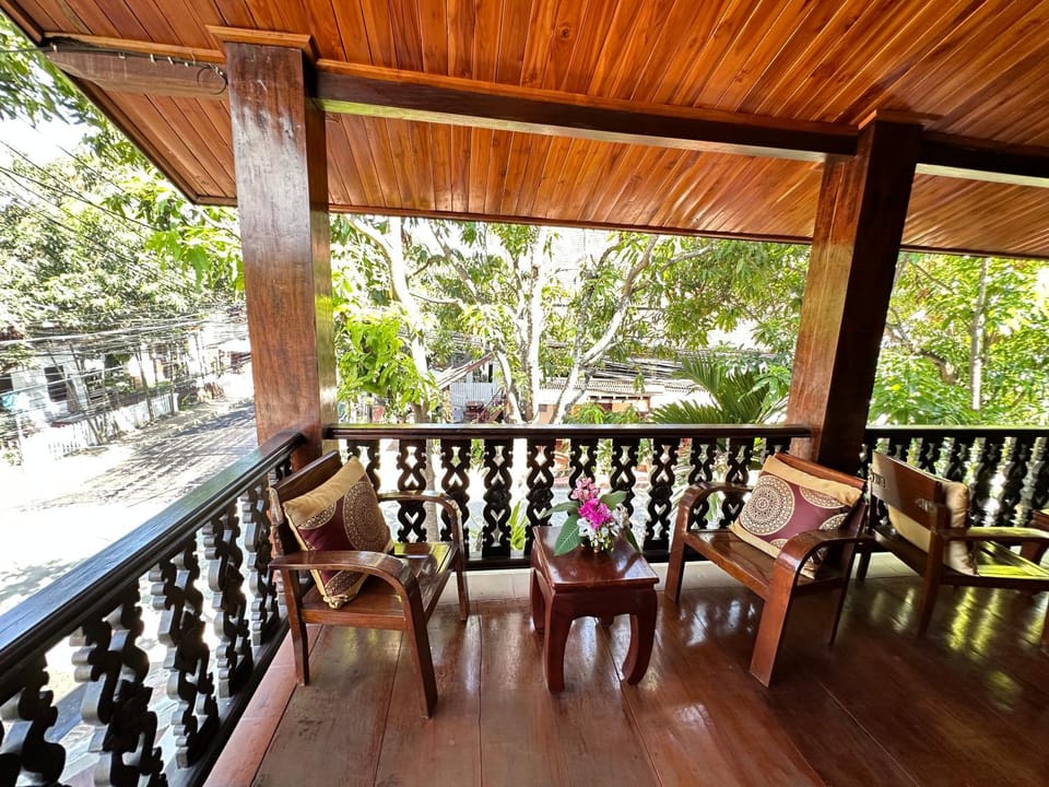 Patio, Day, Garden, View (from property/room), Balcony/Terrace, Garden view