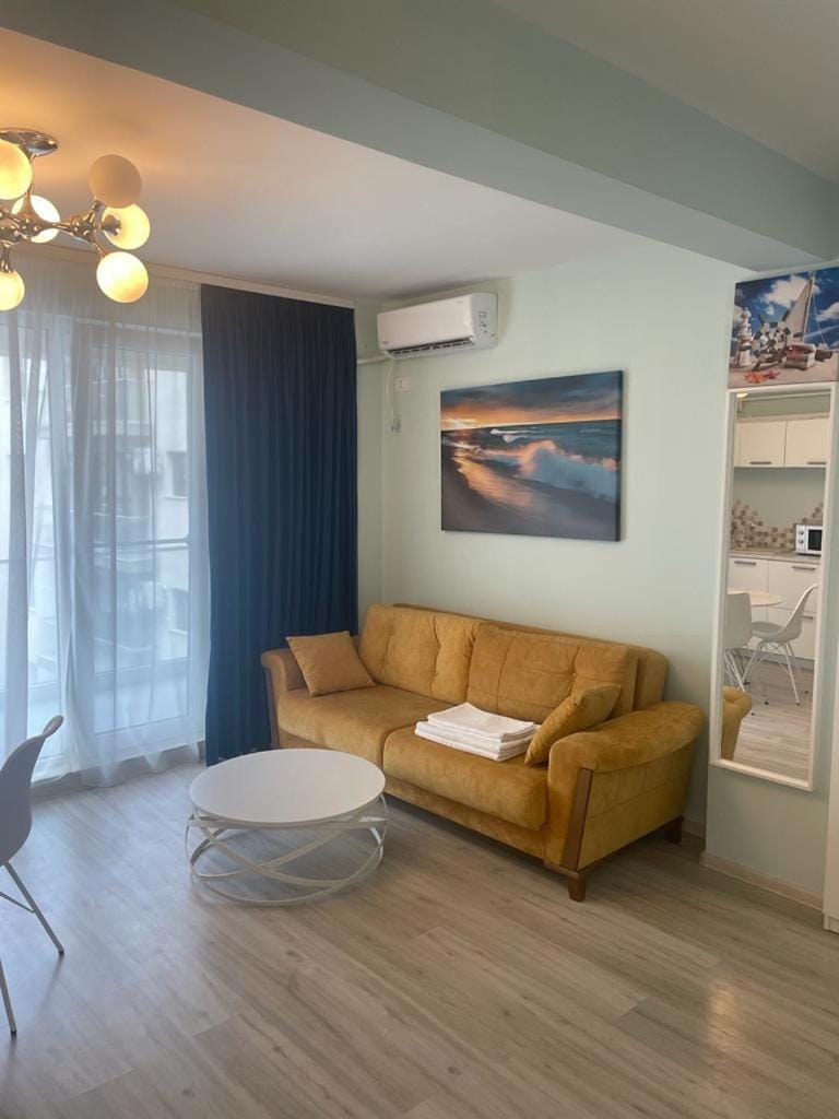 Living room, Seating area, air conditioner