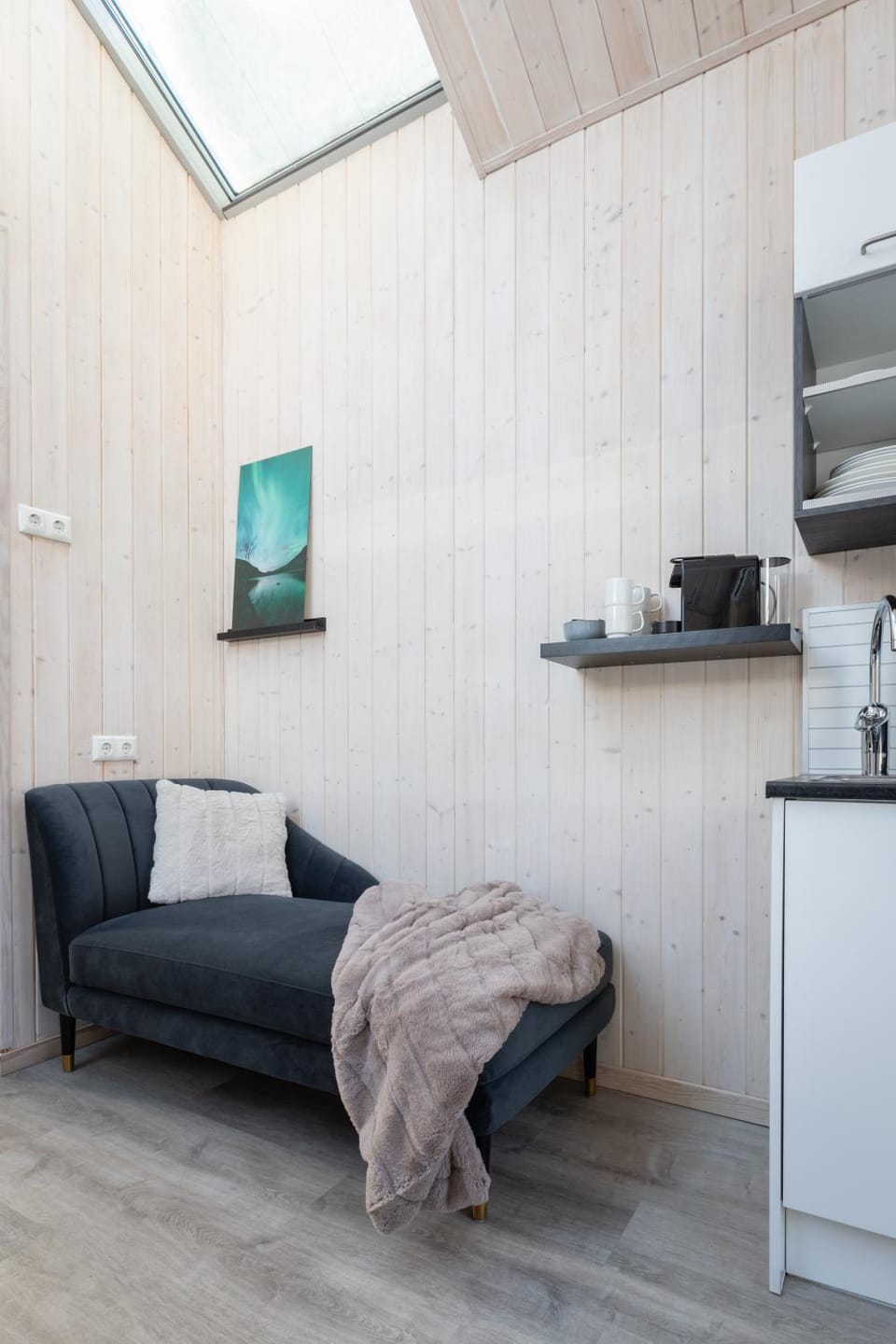 Coffee/tea facilities, Seating area