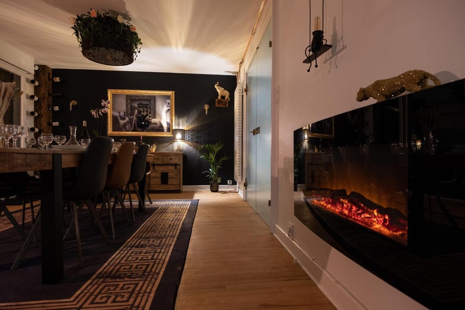 Living room, flat iron