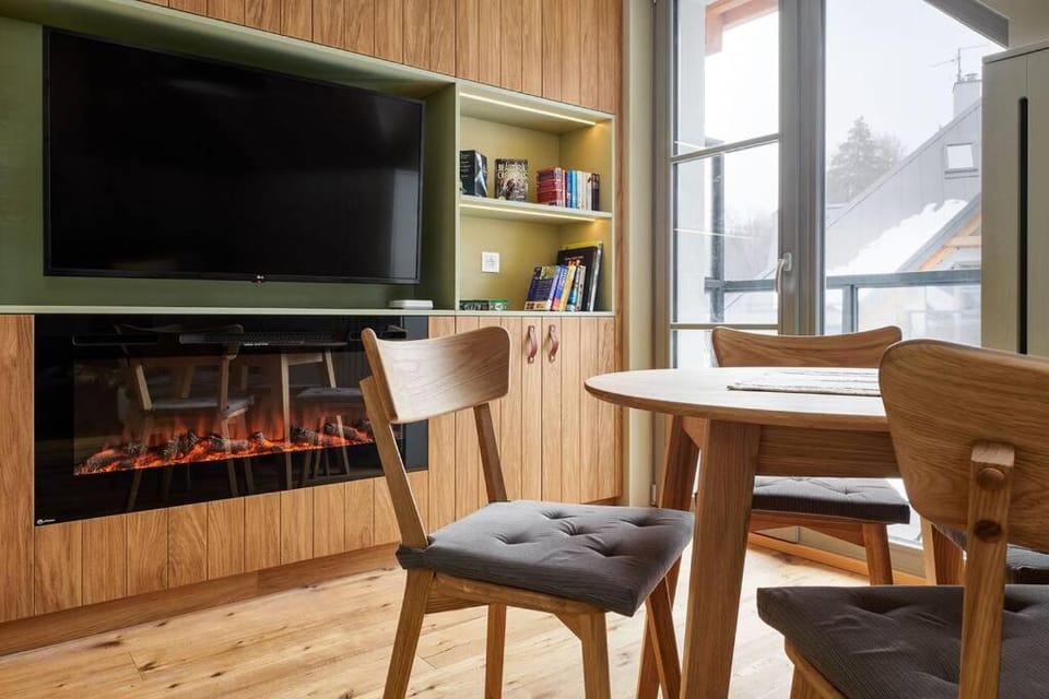 Chic Mountain Studio & Balcony Apartment in Lower Silesian Voivodeship
