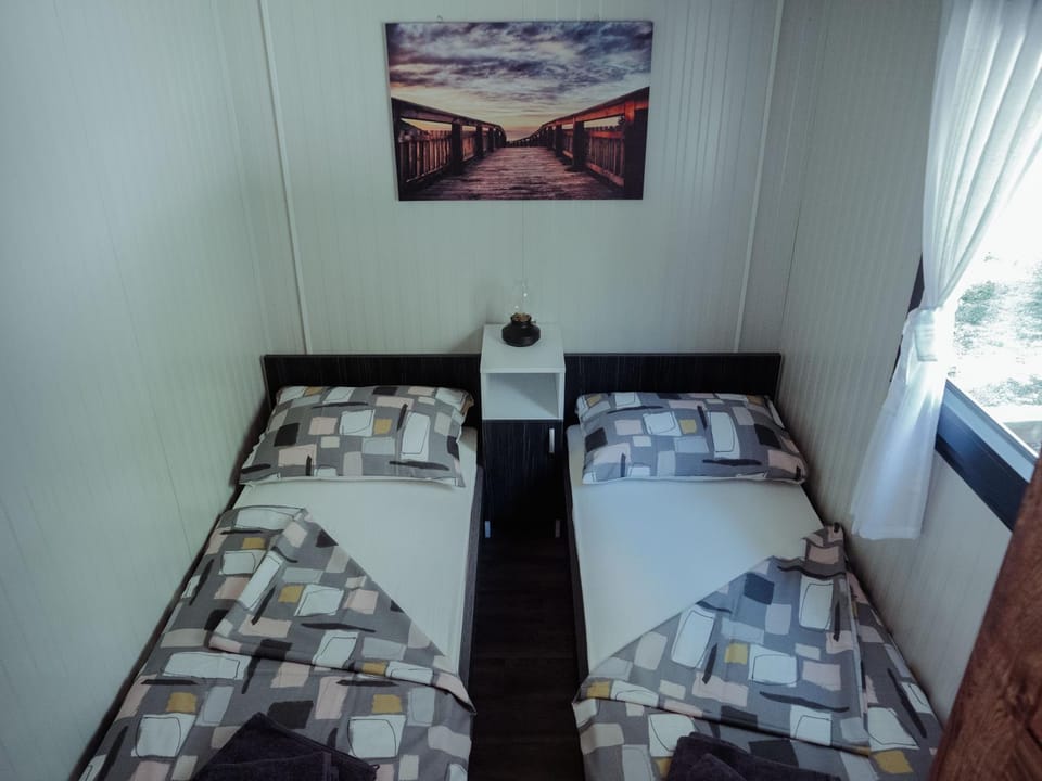 Mobile home Amfora Campground/ 
RV Resort in Lika-Senj County