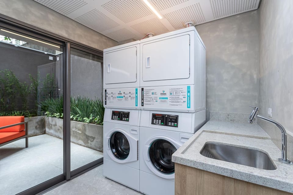 Property building, Day, Area and facilities, laundry, washing machine, dryer