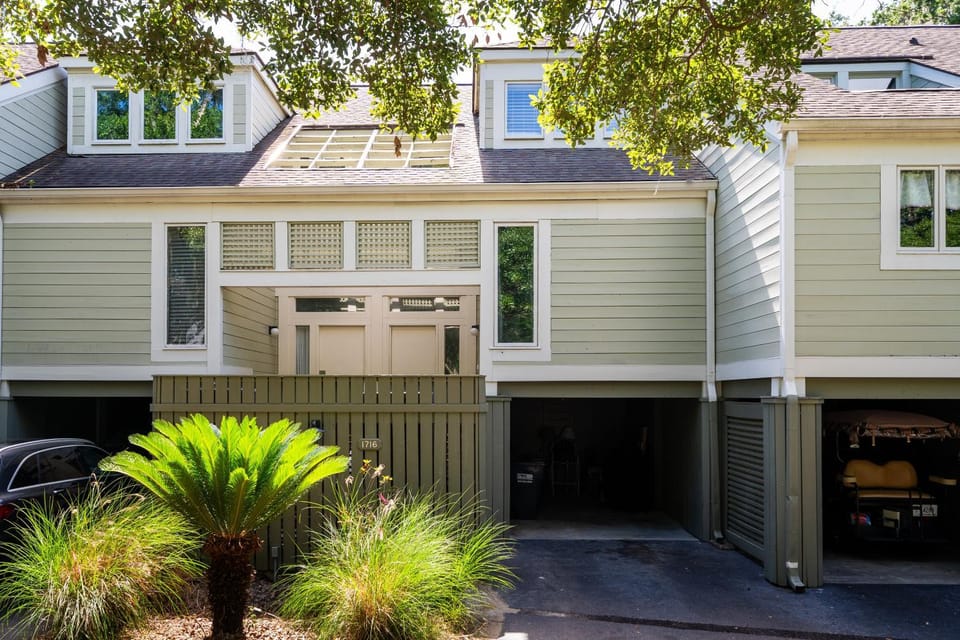 1716 Shelter Cove Villa House in Seabrook Island