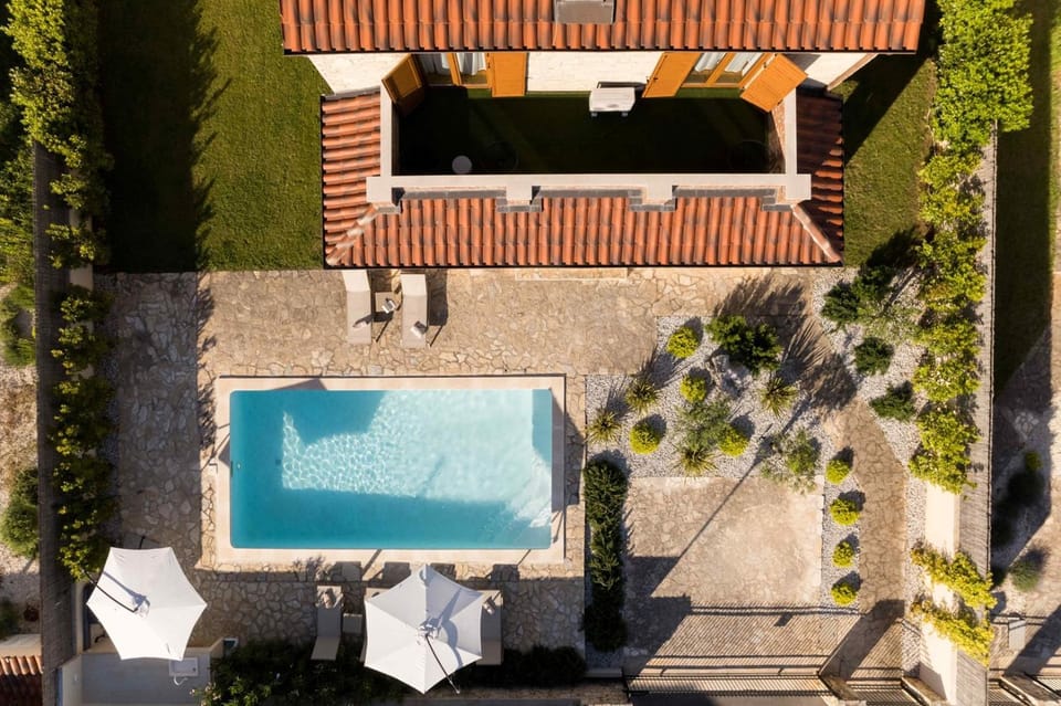 Villa del Lago with heated pool Villa in Istria County