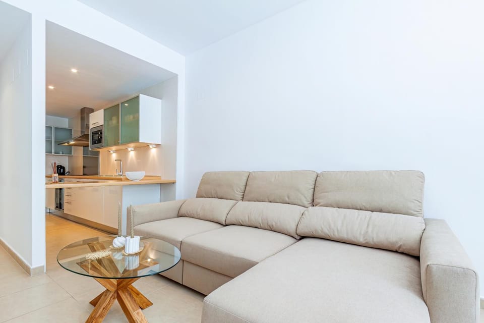 Kitchen or kitchenette, Seating area