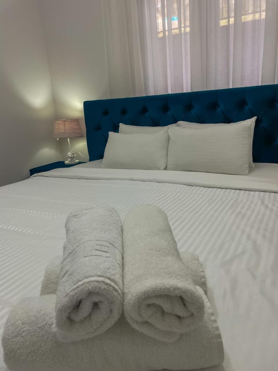 Bed, Photo of the whole room, Bedroom, towels