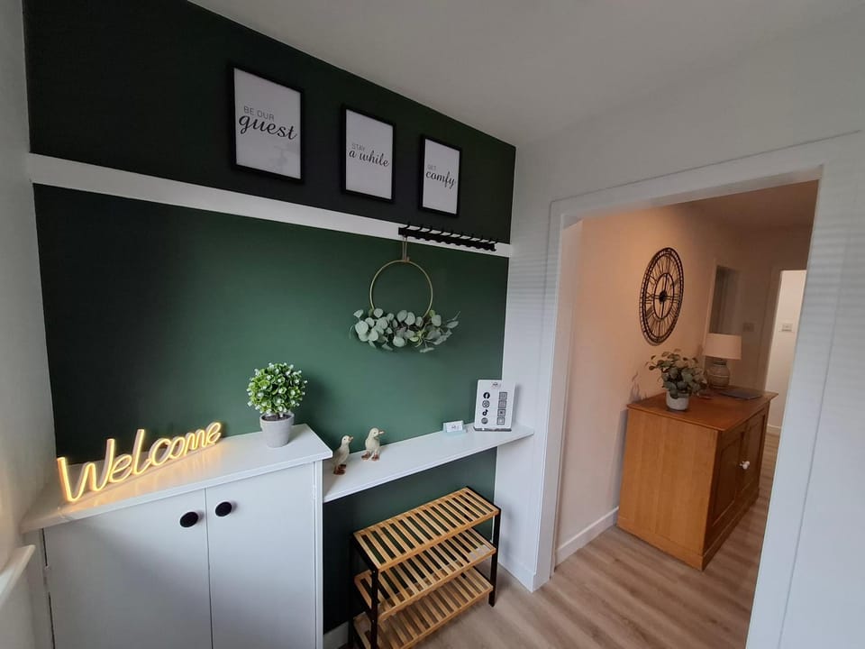 Cairnyard Lodges - Woodrow House in Scotland