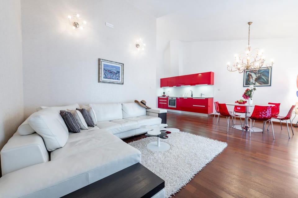 Living room, Dining area, kitchen