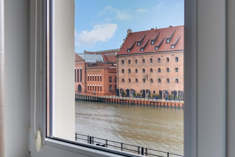 Day, City view, River view