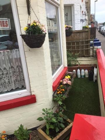 Holland House Bed and Breakfast in Great Yarmouth