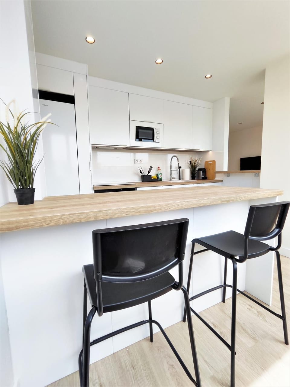 Coffee/tea facilities, Kitchen or kitchenette, Seating area, Dining area, minibar, pet friendly, stove