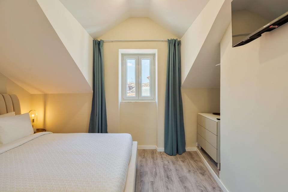 Bed, Bedroom, wardrobe