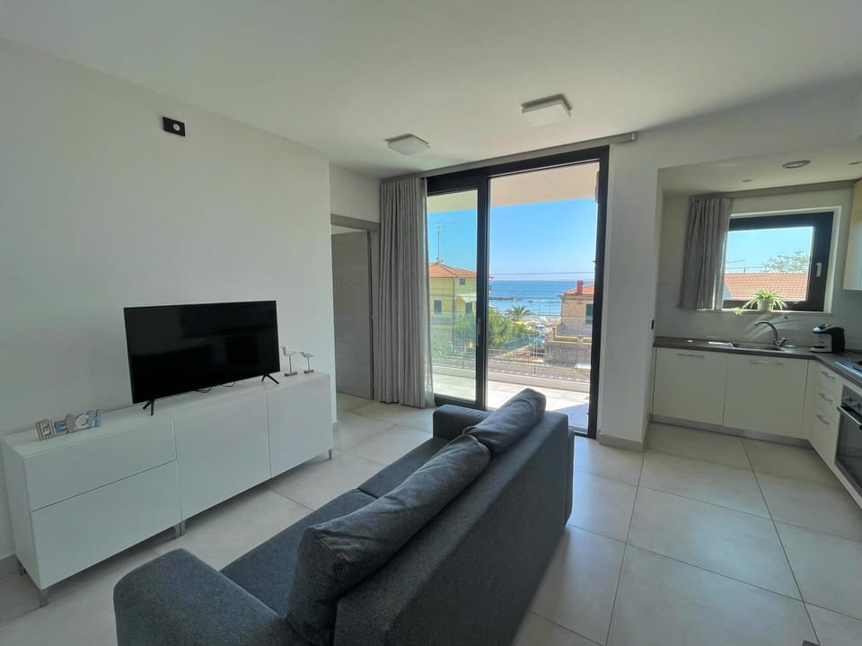 Living room, Sea view