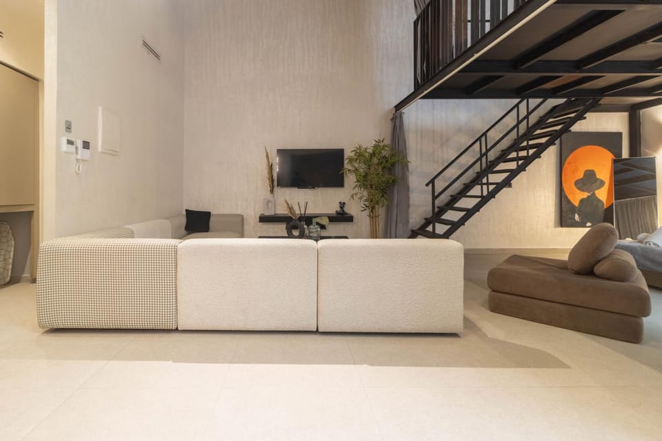 TWENTY SIX ANFA LUXURY RESIDENCE by Shortstaymaroc -Hyper Centre -Parking Apartment in Casablanca
