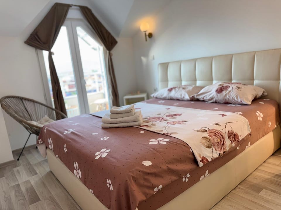 Downtown One-Bedroom Deluxe Apartment Apartment in Municipality of Ohrid, North Macedonia