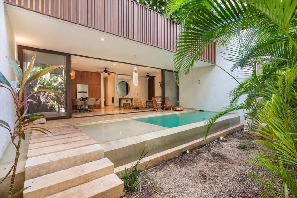 Garden, Swimming pool