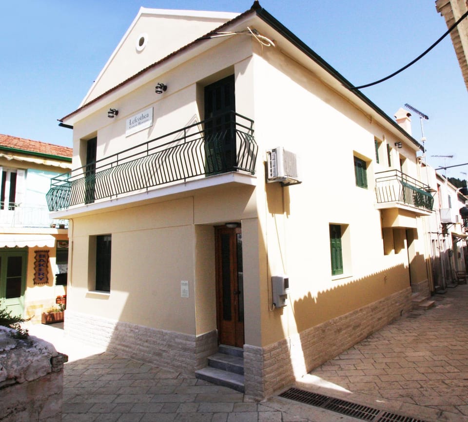 Lefcothea Guest Rooms Bed and Breakfast in Peloponnese, Western Greece and the Ionian
